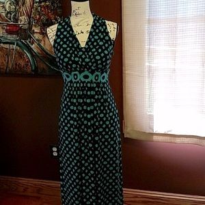 Beautiful like new maxi dress.
